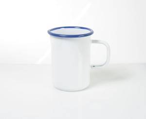 Dzbanek z podziałką emaliowany o poj. 0,5L BASIC 